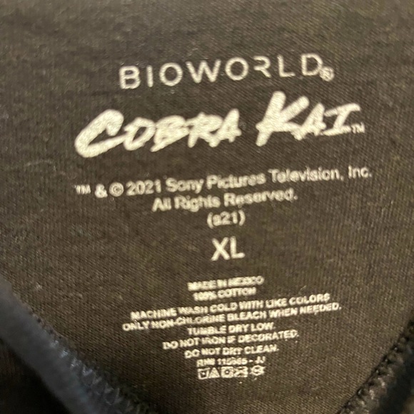 Cobra Kai XL t-shirt - Picture 4 of 4